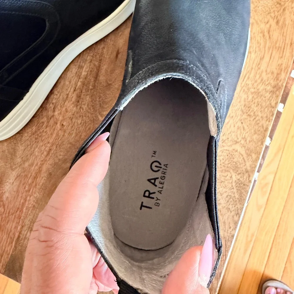 Traq by Alegria PGLITE Chelsea Boots Black Leather EU 43 Sneakers Athleisure